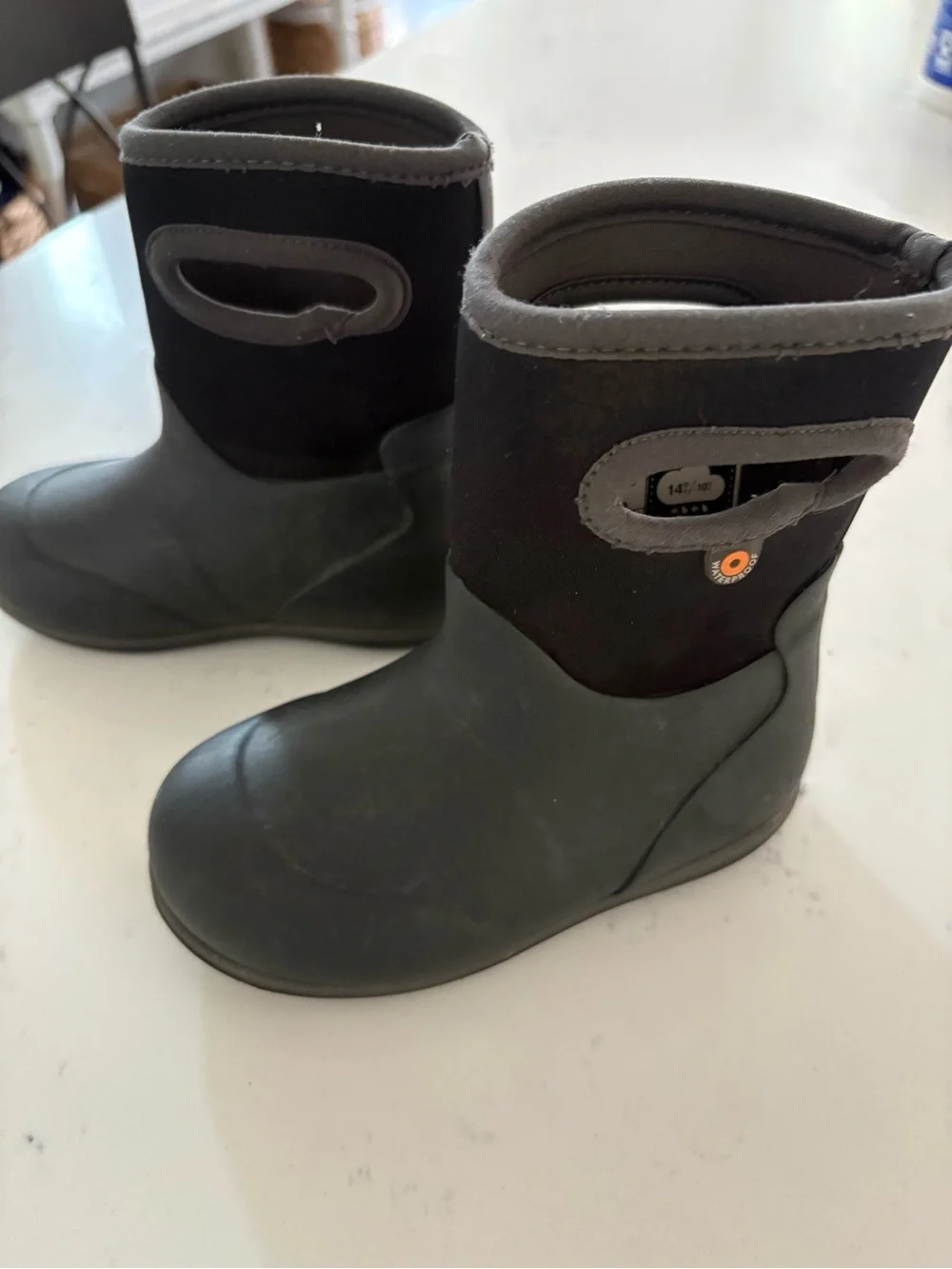 Bogs Black Kids Pull-On Rain & Snow Boots